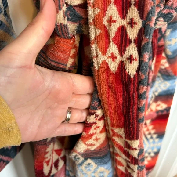 Pendleton Multicolor Patterned Robe - Picture 6 of 12